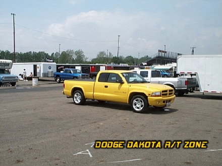 Above: Dodge Dakota R/T, photo from 2000 Chrysler Classic Columbus, Ohio.