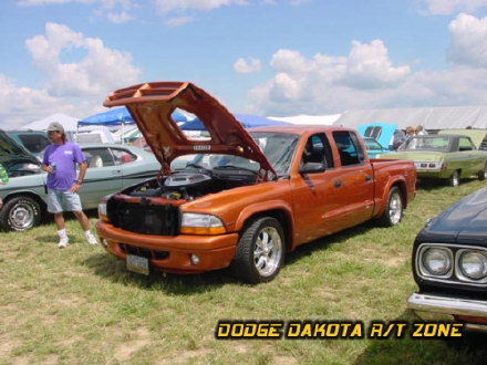 Above: Dodge Dakota R/T, photo from 2000 Mopar Nationals Columbus, Ohio.