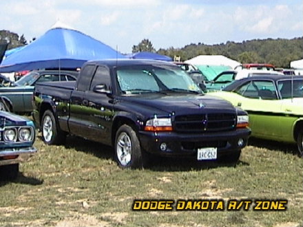 Above: Dodge Dakota R/T, photo from 2000 Mopar Nationals Columbus, Ohio.