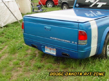 Dodge Dakota R/T, photo from 2001 Chrysler Classic Columbus, Ohio.