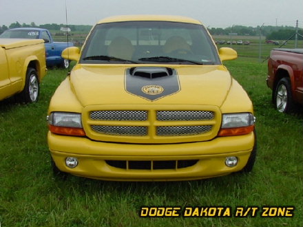 Dodge Dakota R/T, photo from 2001 Chrysler Classic Columbus, Ohio.