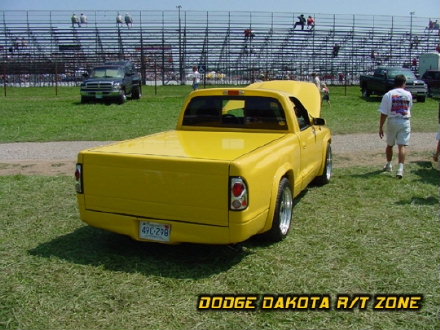 Above: Dodge Dakota R/T, photo from 2001 Mopar Nationals Columbus, Ohio.