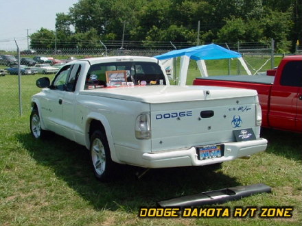 Above: Dodge Dakota R/T, photo from 2001 Mopar Nationals Columbus, Ohio.