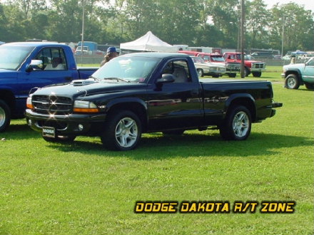 Above: Dodge Dakota R/T, photo from 2001 Tri-State Chrysler Classic Hamilton, Ohio.