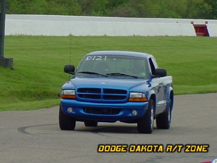 Above: Dodge Dakota R/T, photo from 2002 Chrysler Classic Columbus, Ohio.