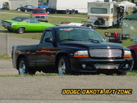 Above: Dodge Dakota R/T, photo from 2002 Mopar Nationals Columbus, Ohio.