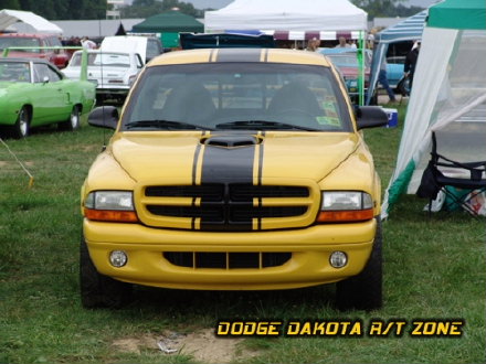 Above: Dodge Dakota R/T, photo from 2004 Mopar Nationals Columbus, Ohio.