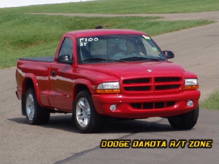 Above: Dodge Dakota R/T, photo from 2004 Mopar Nationals Columbus, Ohio.