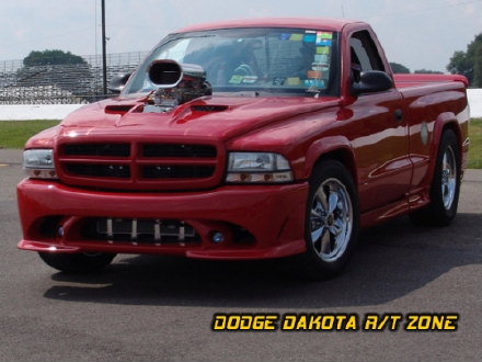 Above: Dodge Dakota R/T, photo from 2004 Mopar Nationals Columbus, Ohio.