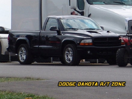 Above: Dodge Dakota R/T, photo from 2004 Mopar Nationals Columbus, Ohio.