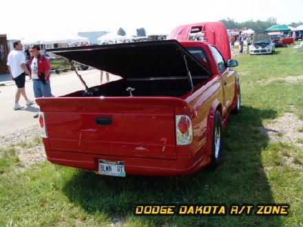 Above: Dodge Dakota R/T, photo from 2004 Chrysler Classic Columbus, Ohio.