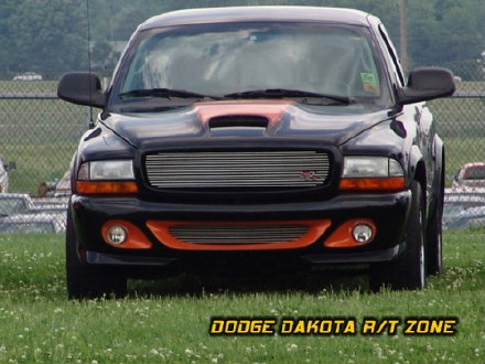 Above: Dodge Dakota R/T, photo from 2004 Chrysler Classic Columbus, Ohio.