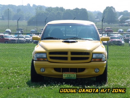 Above: Dodge Dakota R/T, photo from 2004 Chrysler Classic Columbus, Ohio.