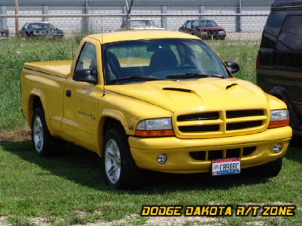 Above: Dodge Dakota R/T, photo from 2004 Tri-State Chrysler Classic Hamilton, Ohio.