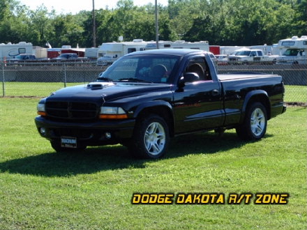 Above: Dodge Dakota R/T, photo from 2004 Tri-State Chrysler Classic Hamilton, Ohio.