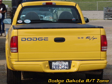 Above: Dodge Dakota R/T, photo from 2005 Chrysler Classic Columbus, Ohio.