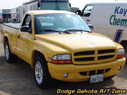 Above: Dodge Dakota R/T, photo from 2005 Chrysler Classic Columbus, Ohio.