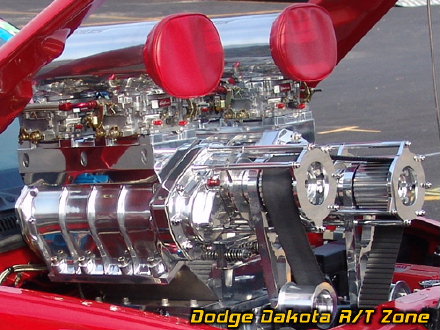 Above: Dodge Dakota R/T, photo from 2005 Chrysler Classic Columbus, Ohio.