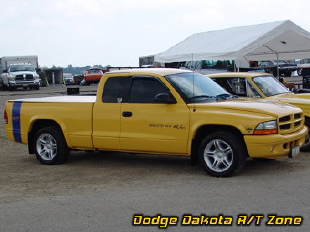 Above: Dodge Dakota R/T, photo from 2005 Chrysler Classic Columbus, Ohio.