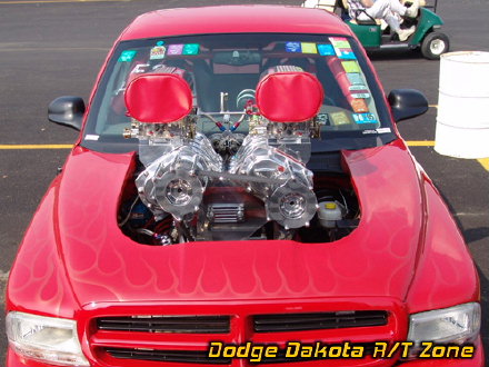 Above: Dodge Dakota R/T, photo from 2005 Chrysler Classic Columbus, Ohio.