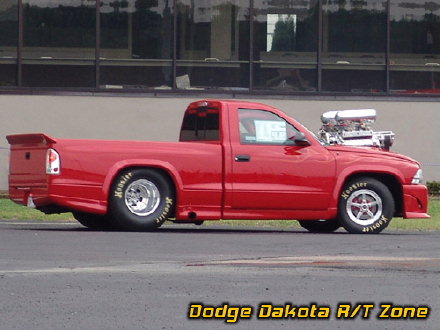 Above: Dodge Dakota R/T, photo from 2005 Chrysler Classic Columbus, Ohio.