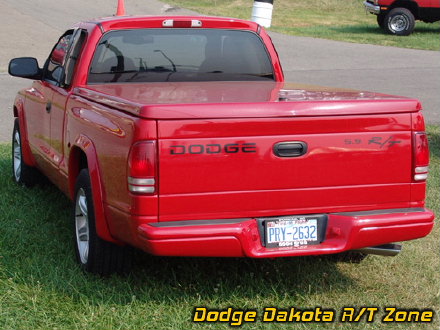 Above: Dodge Dakota R/T, photo from 2005 Mopars Nationals Columbus, Ohio.