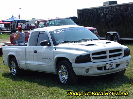 Above: Dodge Dakota R/T, photo from 2006 Mopars Nationals Columbus, Ohio.