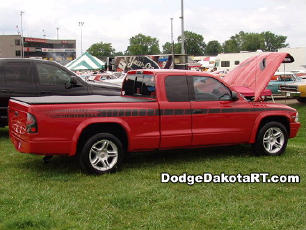 Above: Dodge Dakota R/T, photo from 2007 Mopars Nationals Columbus, Ohio.