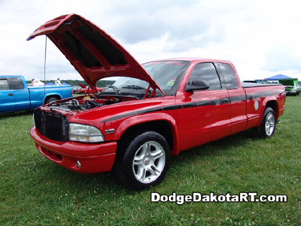 Above: Dodge Dakota R/T, photo from 2007 Mopars Nationals Columbus, Ohio.