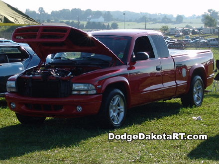 Above: Dodge Dakota R/T, photo from 2007 Mopars Nationals Columbus, Ohio.