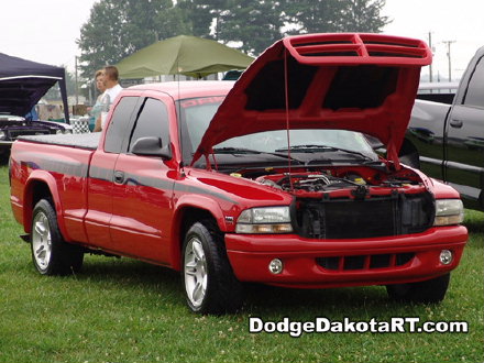 Above: Dodge Dakota R/T, photo from 2007 Mopars Nationals Columbus, Ohio.