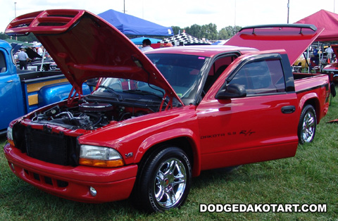 Above: Dodge Dakota R/T, photo from 2008 Mopars Nationals Columbus, Ohio.