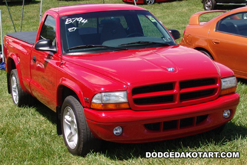 Above: Dodge Dakota R/T, photo from 2008 Mopars Nationals Columbus, Ohio.