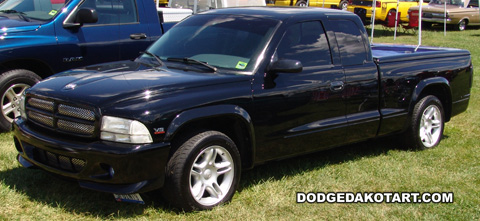 Above: Dodge Dakota R/T, photo from 2008 Mopars Nationals Columbus, Ohio.