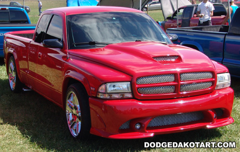 Above: Dodge Dakota R/T, photo from 2012 Mopars Nationals Columbus, Ohio.