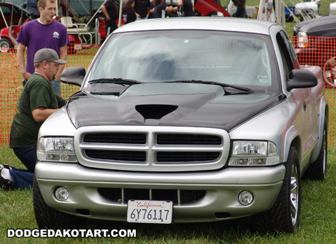 Above: Dodge Dakota R/T, photo from 2012 Mopars Nationals Columbus, Ohio.