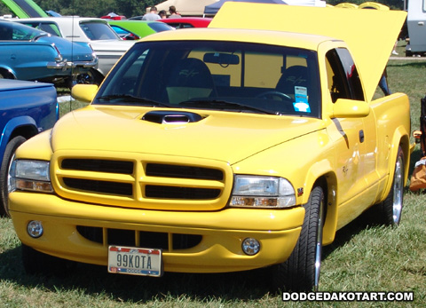 Above: Dodge Dakota R/T, photo from 2012 Mopars Nationals Columbus, Ohio.