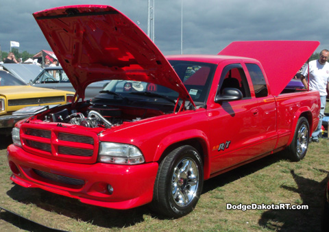 Above: Dodge Dakota R/T, photo from 2012 Mopars Nationals Columbus, Ohio.