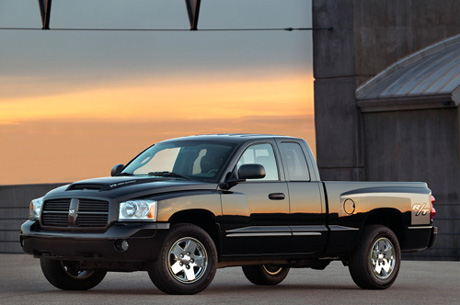 2016 Dodge Dakota - Factory Photo